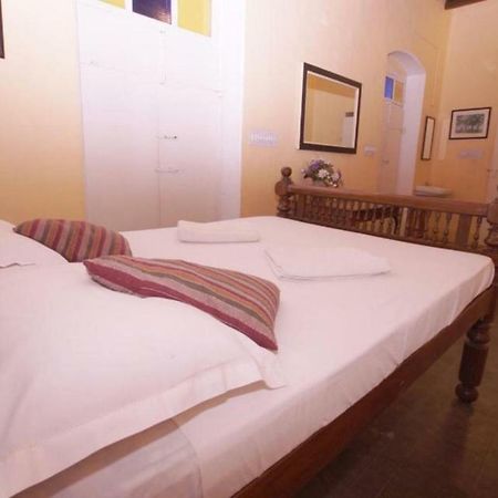 A La Villa Creole Pondicherry Bagian luar foto