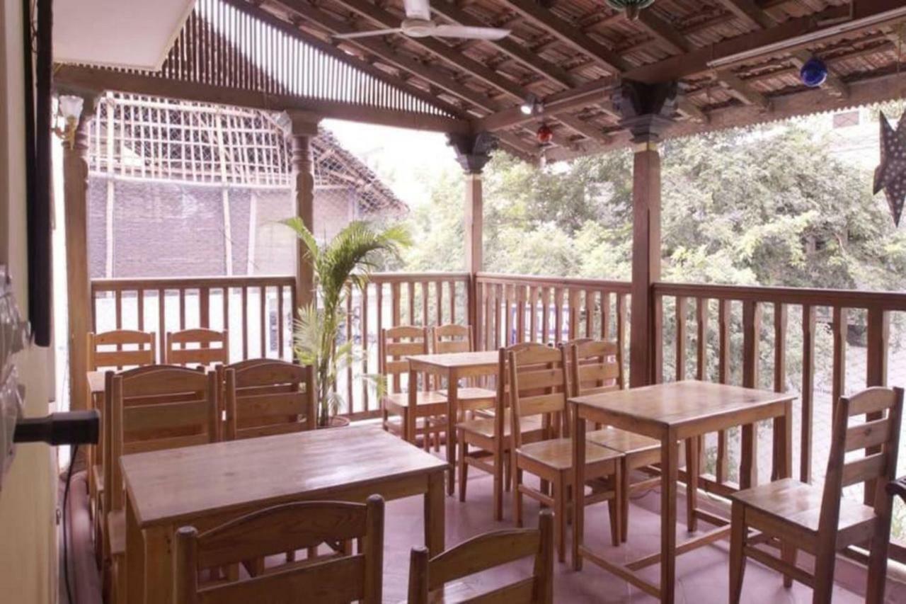 A La Villa Creole Pondicherry Bagian luar foto